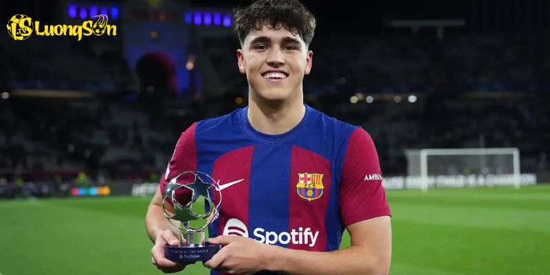 Pau Cubarsí Sa Sút Phong Độ: Deco Thừa Nhận Sai Lầm 4 Pau Cubarsí Sa Sút Phong Độ: Deco Thừa Nhận Sai Lầm