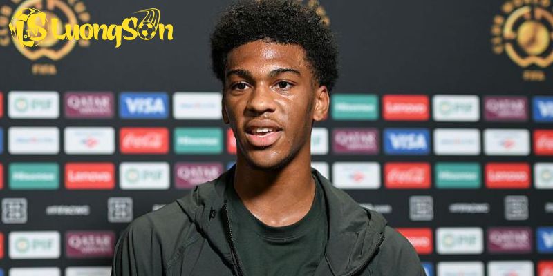 Josh Acheampong : Sao Trẻ Chelsea Ký Hợp Đồng Dài Hạn Đến 2029 9 Tương lai đầy triển vọng của Josh Acheampong